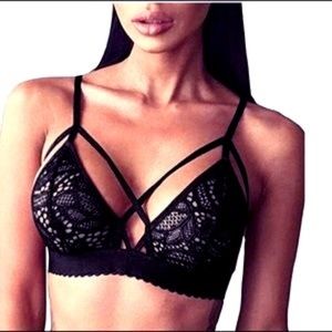 NWT Black Strappy Bra - VERY SOFT & COMFORTABLE!
